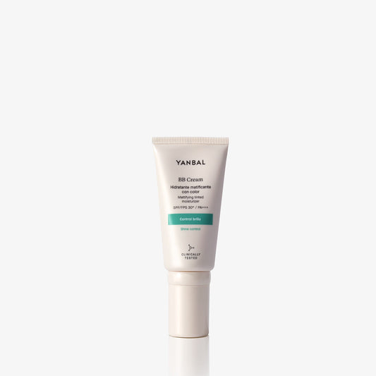 BB Cream Hidratante Matificante con Color Claro