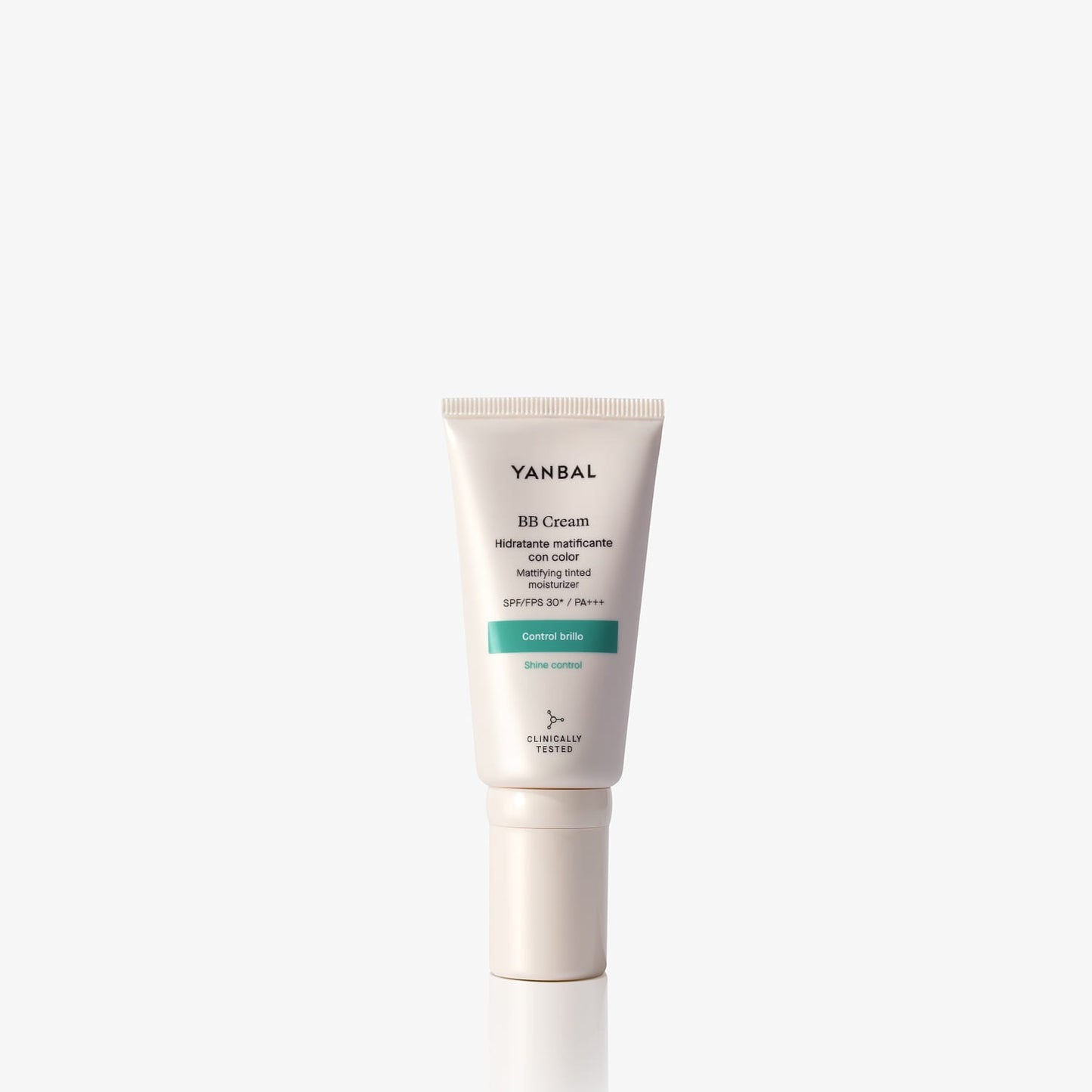 Hidratante Matificante con Color BB Cream Mediano